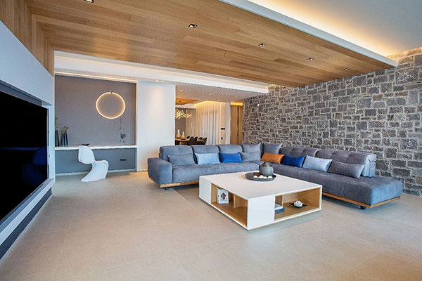 Hyperion Luxury Villa Rogdia